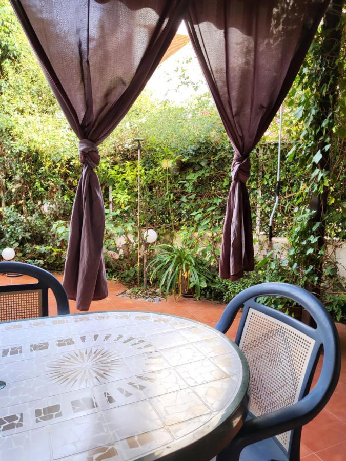 Casa baja preciosa con jardín privado en primera línea naturista! Vera Exterior foto