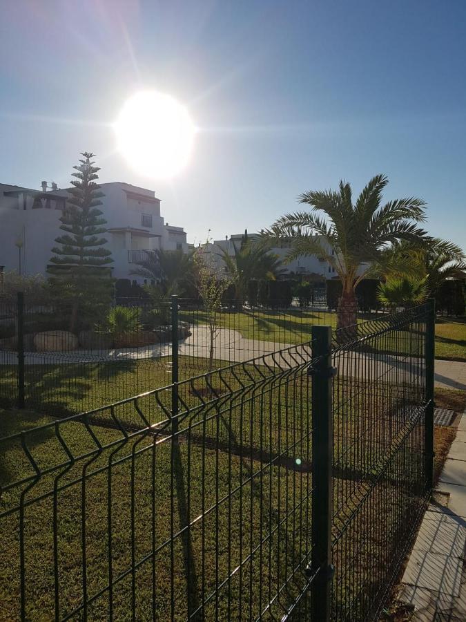 Apartamento Casa baja preciosa con jardín privado en primera línea naturista! Vera Exterior foto