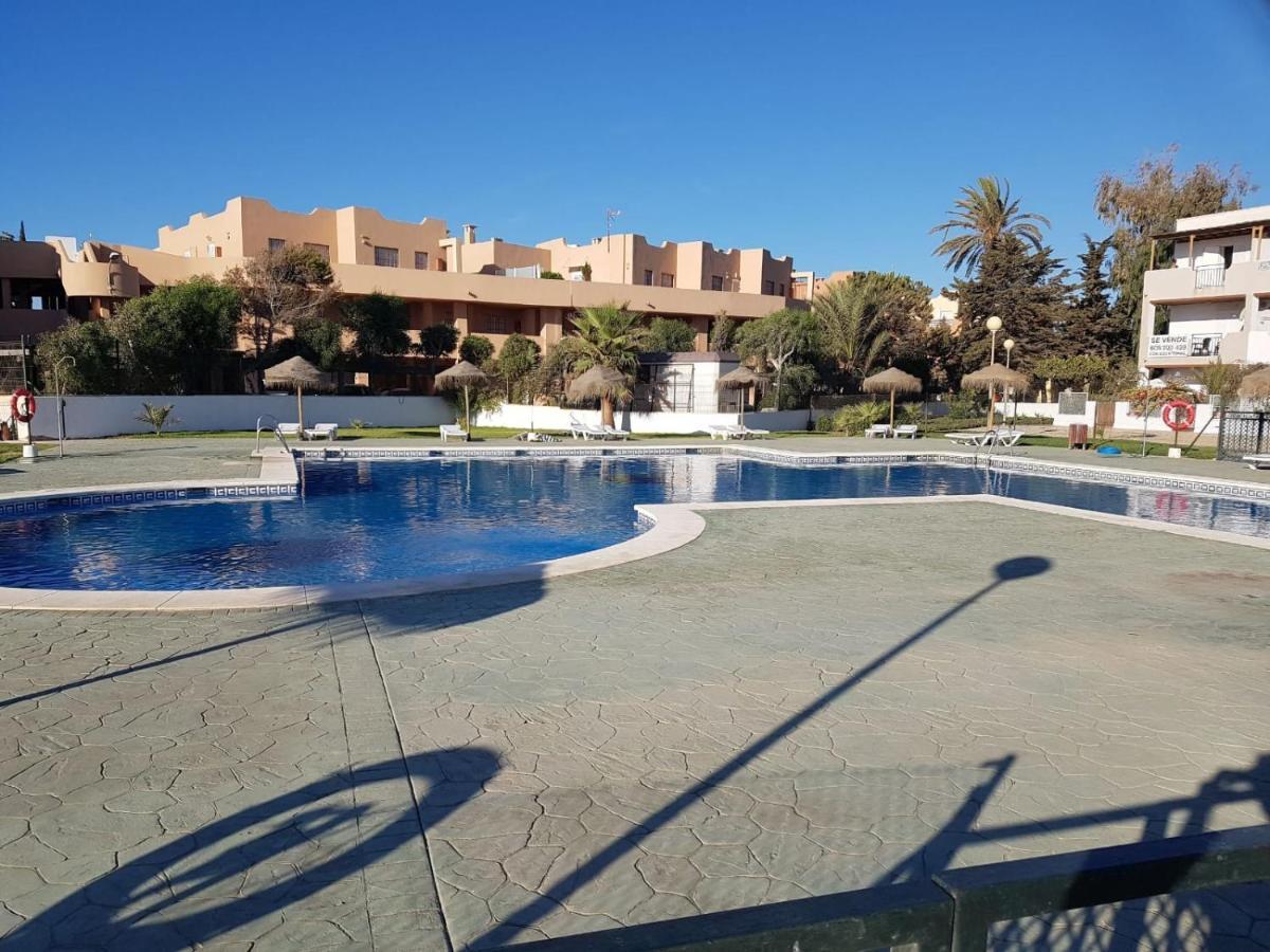 Casa baja preciosa con jardín privado en primera línea naturista! Vera Exterior foto